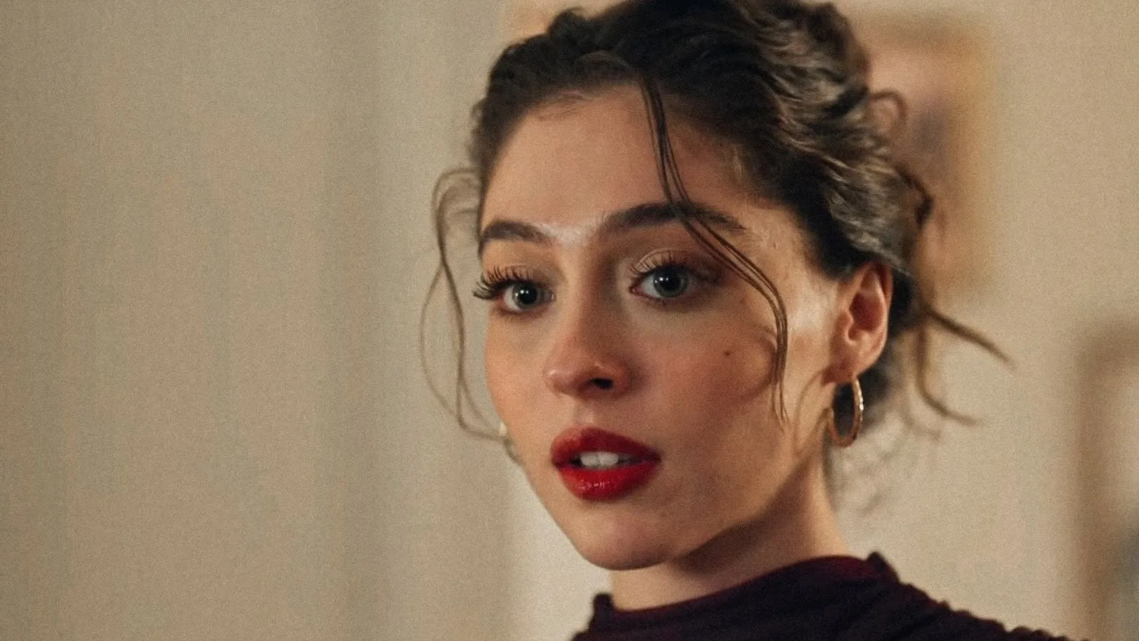 red-lip-doesnt-bleed-testing-longwear-office-formulas