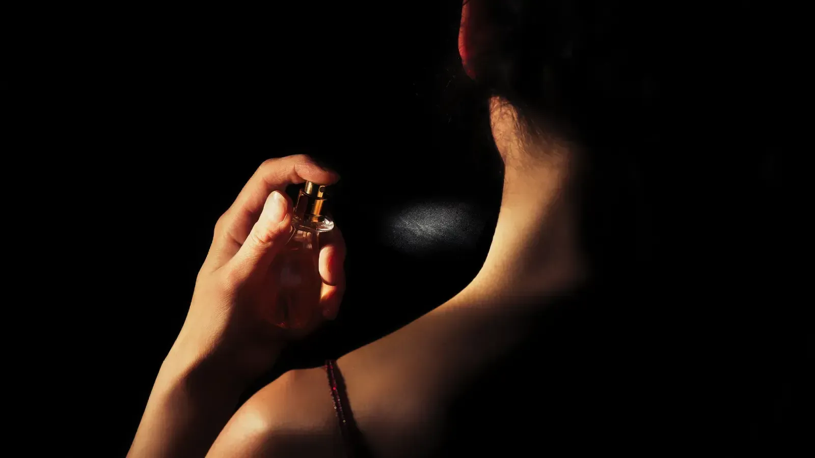 The Autumn Olfactory Edit: 5 Fragrances That Actually Command a Room