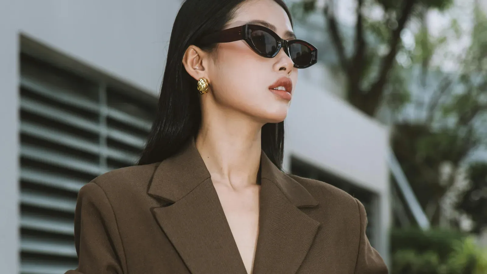 The "Corporate Baddie" Trend: Workwear That's Anything But Boring