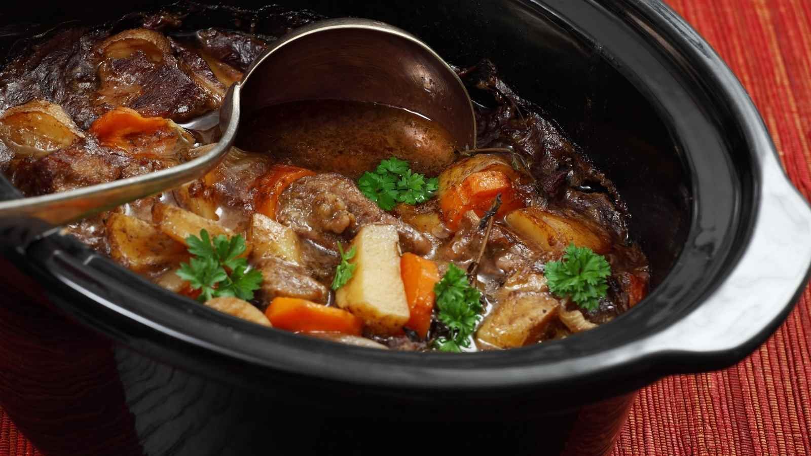 Easy Crockpot Meals To Try This Weekend