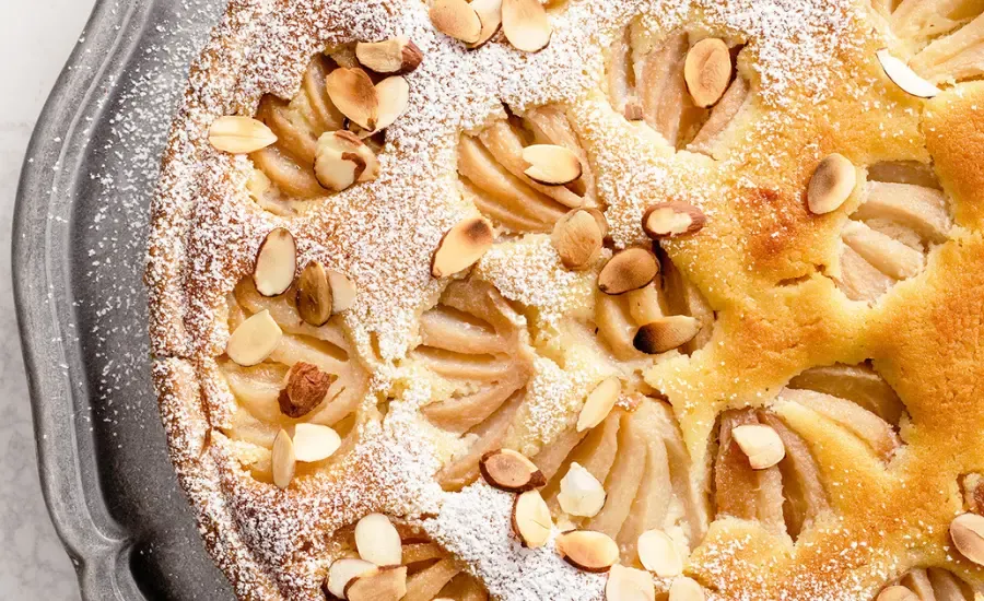 spiced pear and almond frangipane pie