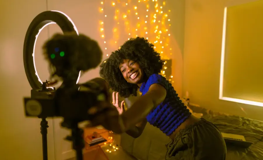 influencer shooting a TikTok