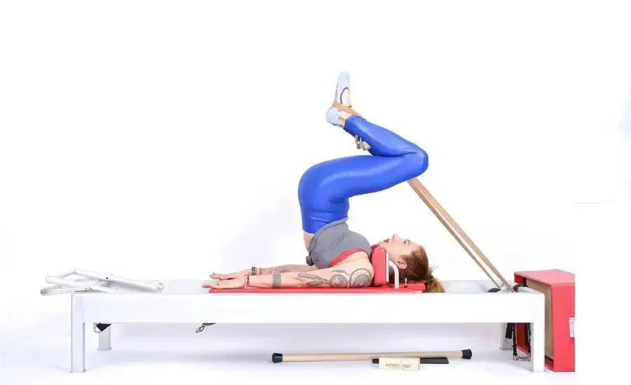 pilates reformer side split exercise