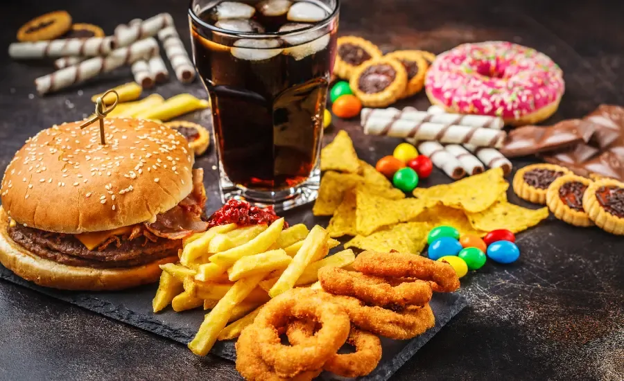 unhealthy snacks due to stress
